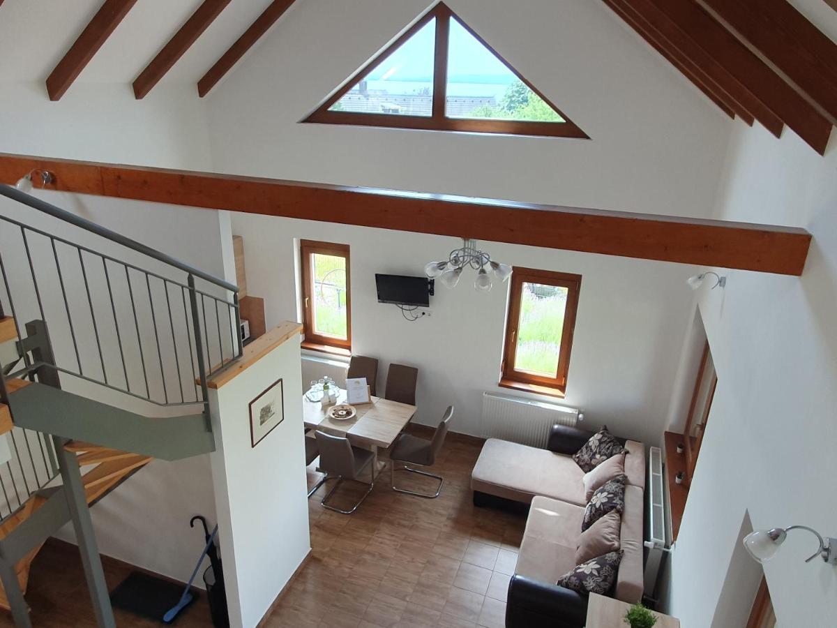 Arvalanyhaj Vendeghaz Villa Balatonakali Exteriör bild