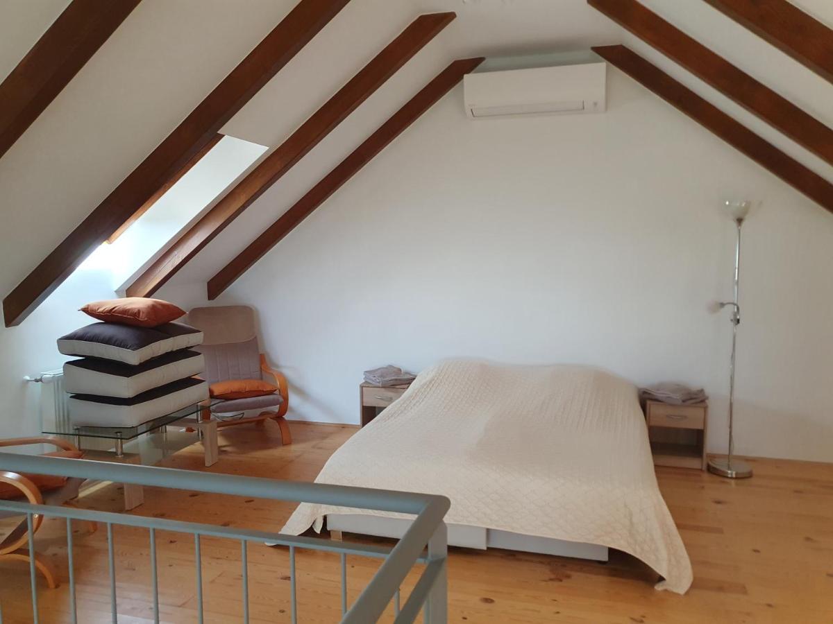 Arvalanyhaj Vendeghaz Villa Balatonakali Exteriör bild