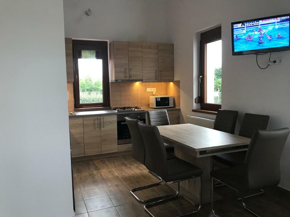 Arvalanyhaj Vendeghaz Villa Balatonakali Exteriör bild